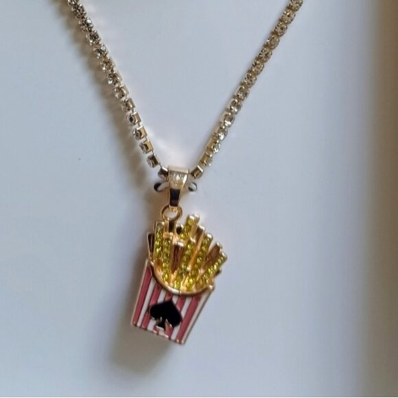 Kate Spade X Target French Fries Necklace NEW - Picture 4 of 5